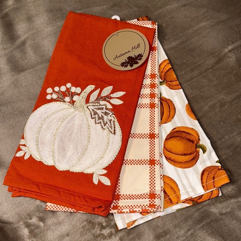 Autumn Hill Rust White Orange Set of 3 Cotton Fall Harvest Kitchen Towels
